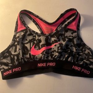 Kids Nike sports bra, lightly worn.